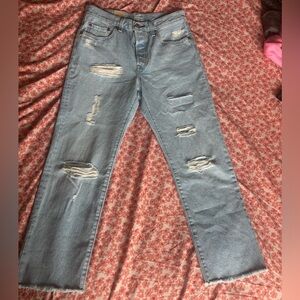 NWT Levi Ankle Cropped Jeans